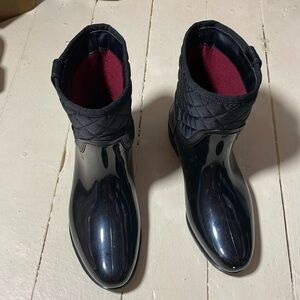Tommy Hilfiger rain boots great condition